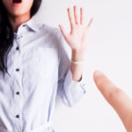 Omiaiを知り合いに見つからずに使う方法!